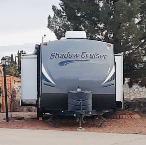 2015 CRUISER RV Shadow Cruiser 32ft Long