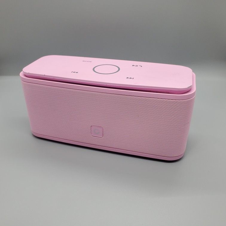 Bluetooth Speaker And Wireless Charger