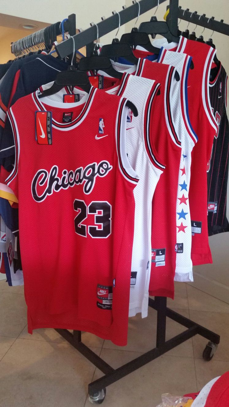 Michael Jordan Chicago Bulls Throwback basketball jersey
