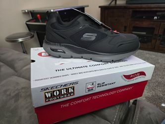 Skechers Work Footwear - Men's Size 12
