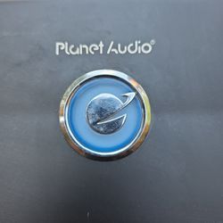 PLANET AUDIO AMP