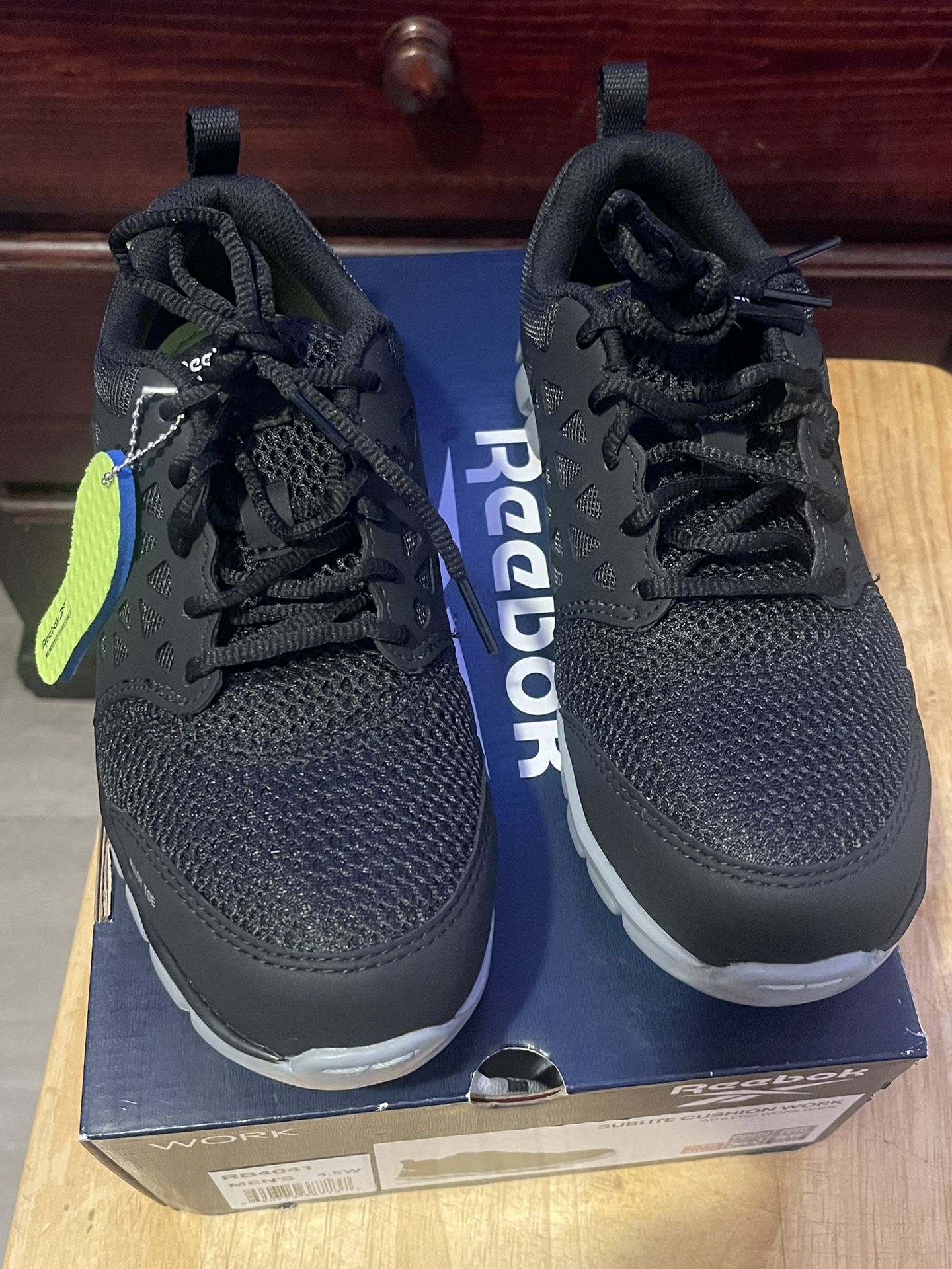 Reebok  Unisex For Work Size For Men’s 4.5 For Women’s 6.5 Brand New