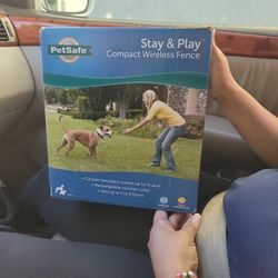 PetSafe Stay & Play Compact Wireless Fence