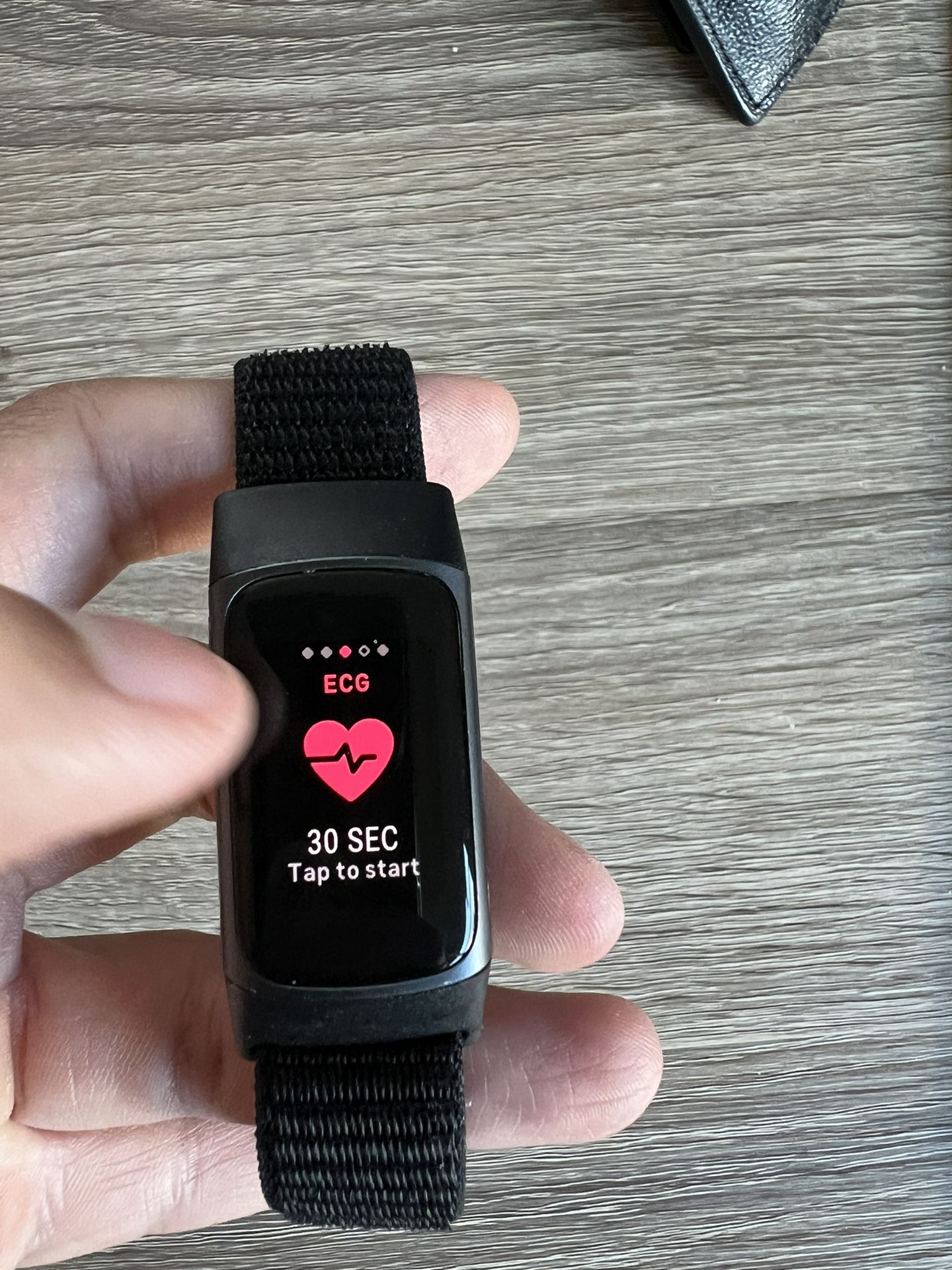 Fitbit Charge 5