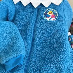 Baby Shark Sweater 4t