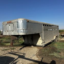 Featherlite Cattle Trailer 20’