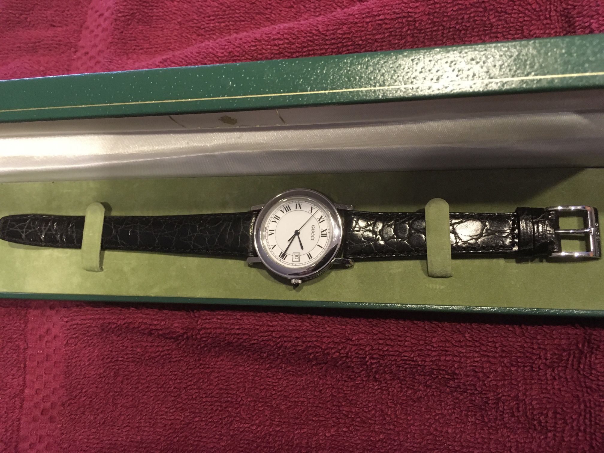 Gucci Watch In Excellent Condition 