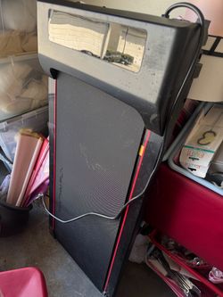 Folding Treadmill with Display Console