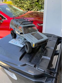 Axial 10.2