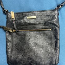 Super Cool Black Tony Hilfinger Bag 
