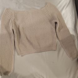 Women Crop Knit Long sleeve Sweater Size M/L