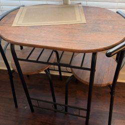 Small Oval Table w/ Matching Chairs