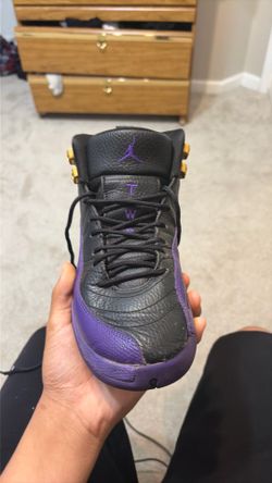 Jordan 12 size 7