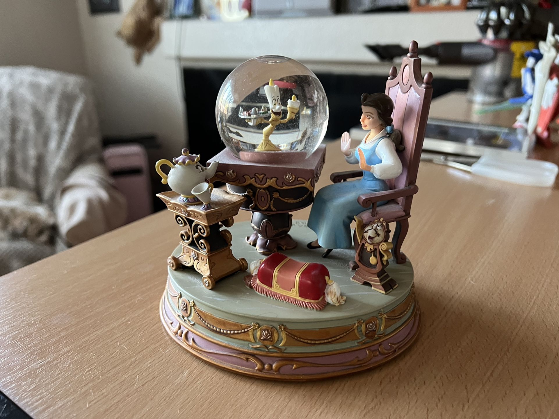 Disney Store Exclusive Beauty And The Beast Mini Snow Globe