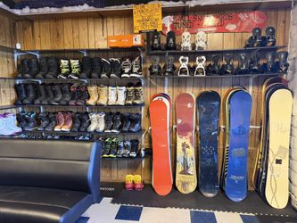 preowned Snowboards Boots And Bindings Located At Sin City Snowboards (read description)