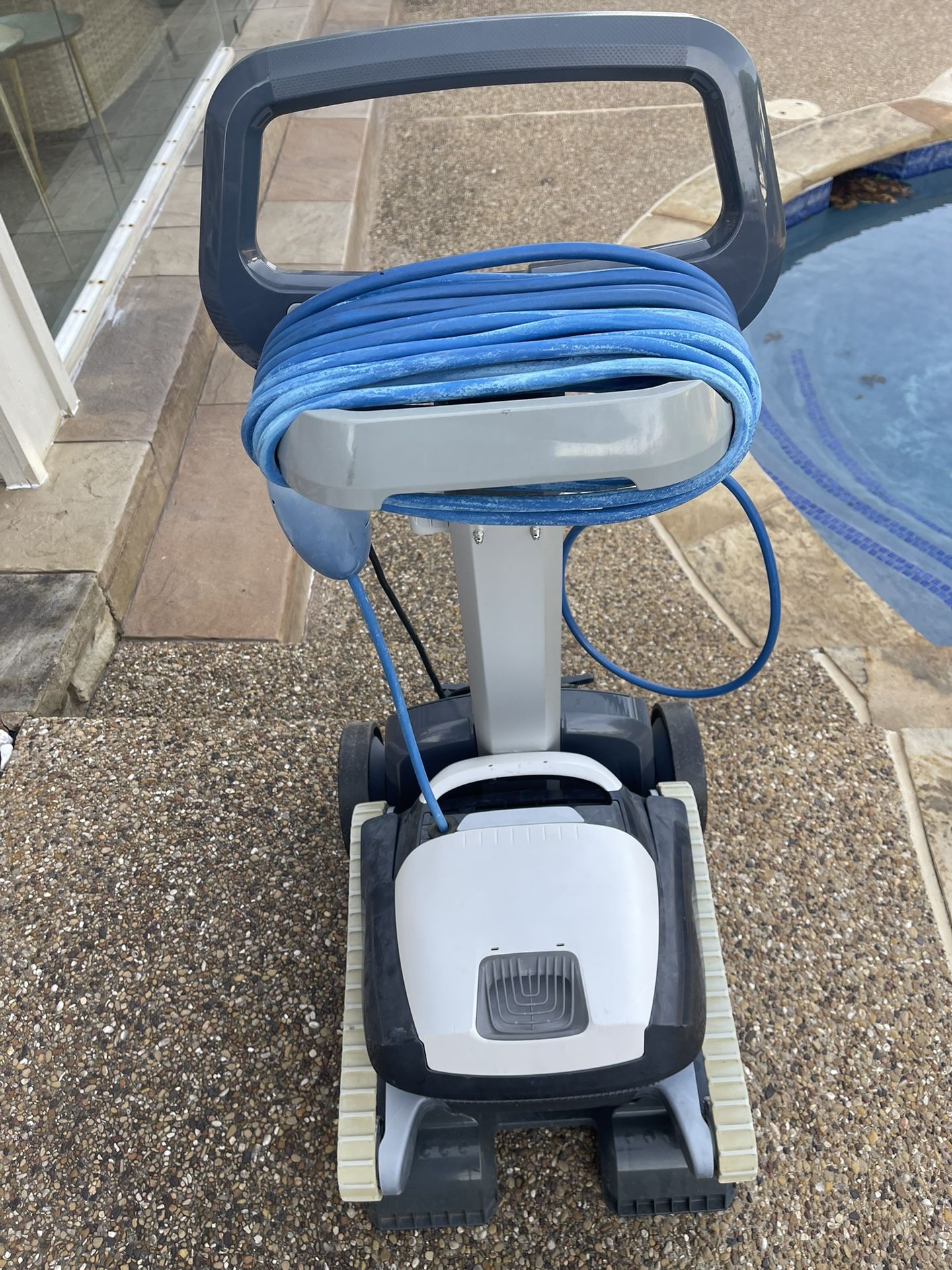 Mytronics Dolphin Pool Cleaner/Vacuum