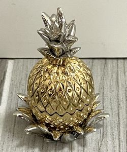 Lenox Pineapple Jewerly/Pill Box