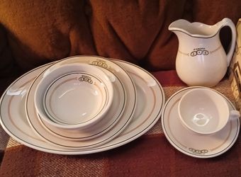 Mid century  Syracuse China