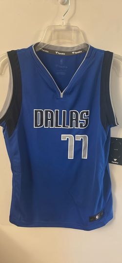 Luka jersey brand new size Large