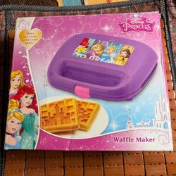 NEW Disney Princess WAFFLE MAKER Nonstick Makes One CASTLE & One CROWN NIB