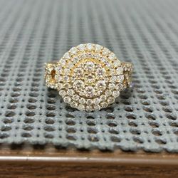 10k Diamond Ring 
