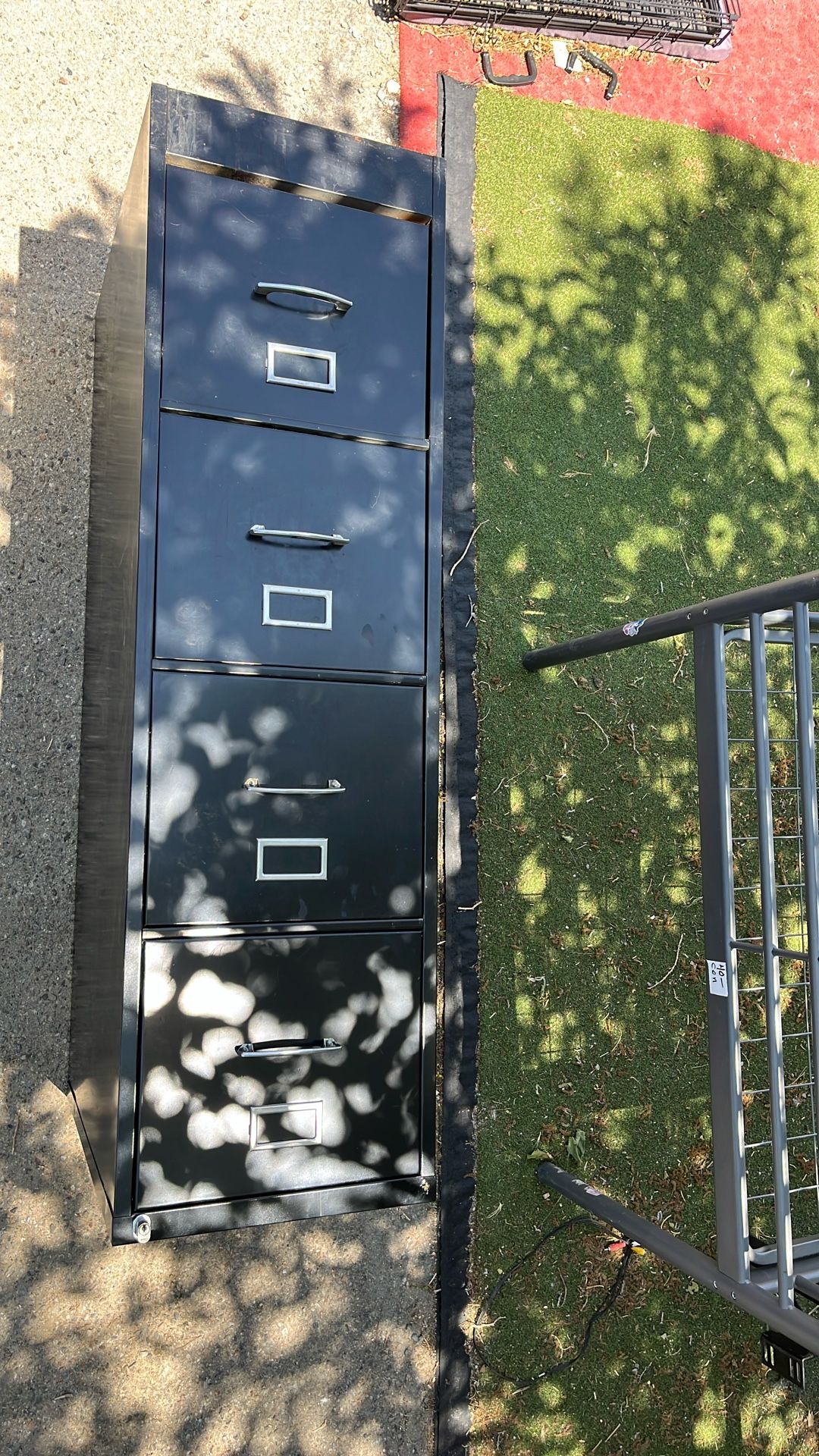 File Cabinet En Bien Estado