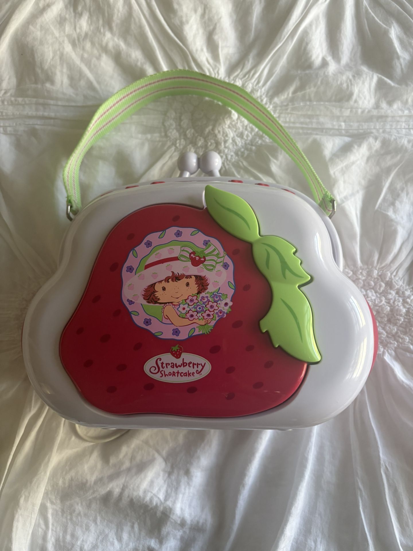 Strawberry Shortcake Cd And Stereo Player