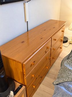 King Bedroom Set – Solid Wood Bed, MemoryWorks Mattress, Dresser + 2 Nightstands