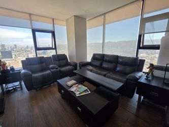 Black Leather Recliner Sofa Set- Sala en Venta