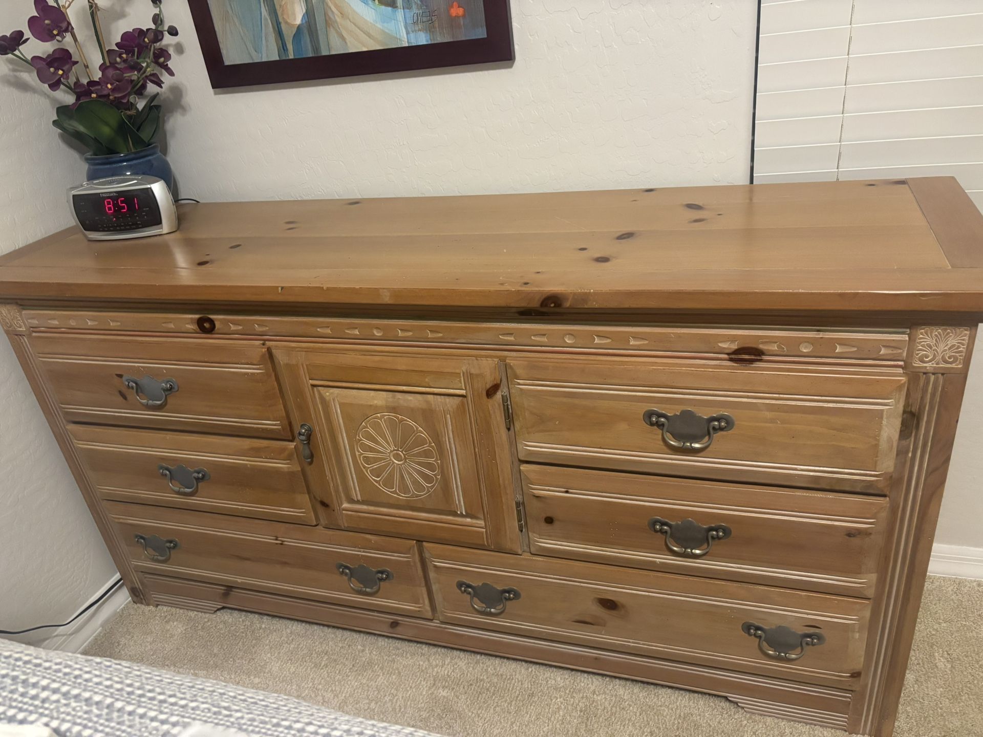 8 Drawer Dresser, 2 Drawers Hidden Behind Cabinet Door