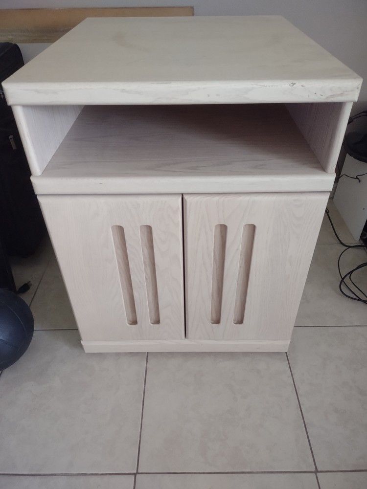 TV Stand Desk Table Cabinet Real Wood (Buy Or Trade) Entertainment Center Night Stand
