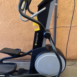 Elliptical Machine For Sale 