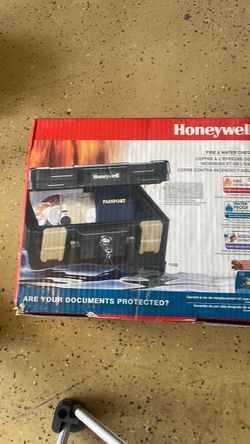 Honeywell Fire & Water Chest Safe