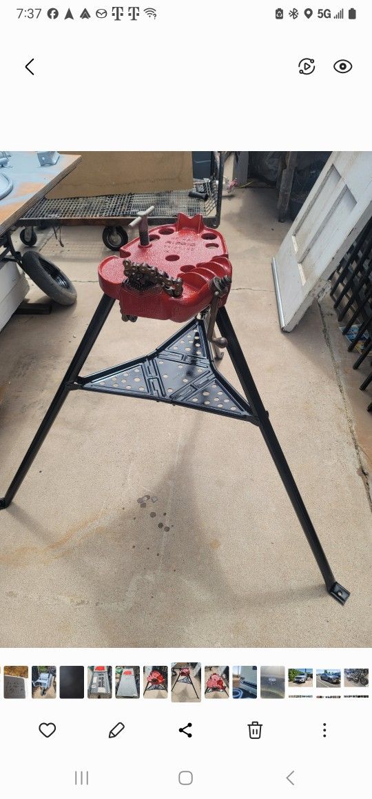 Plumbers Pipe Stand