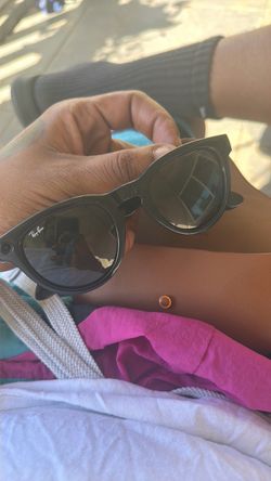 Ray-Ban meta glasses