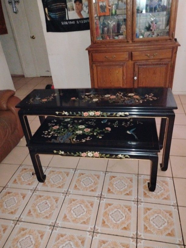 2 Tables