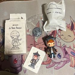 Hirono x La petit Prince light pole