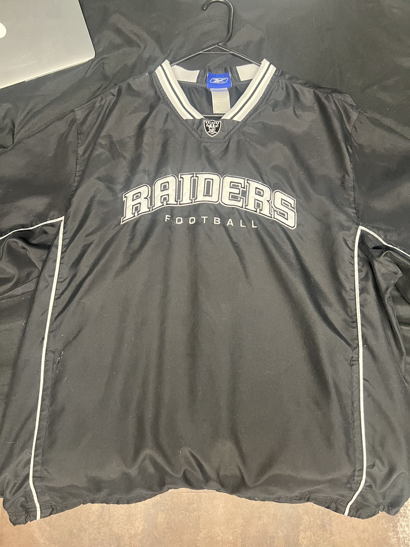 Raider Vintage Windbreaker 
