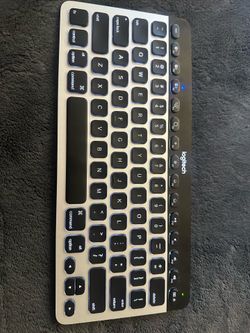 Logitech Apple Backlit Bluetooth Keyboard K811