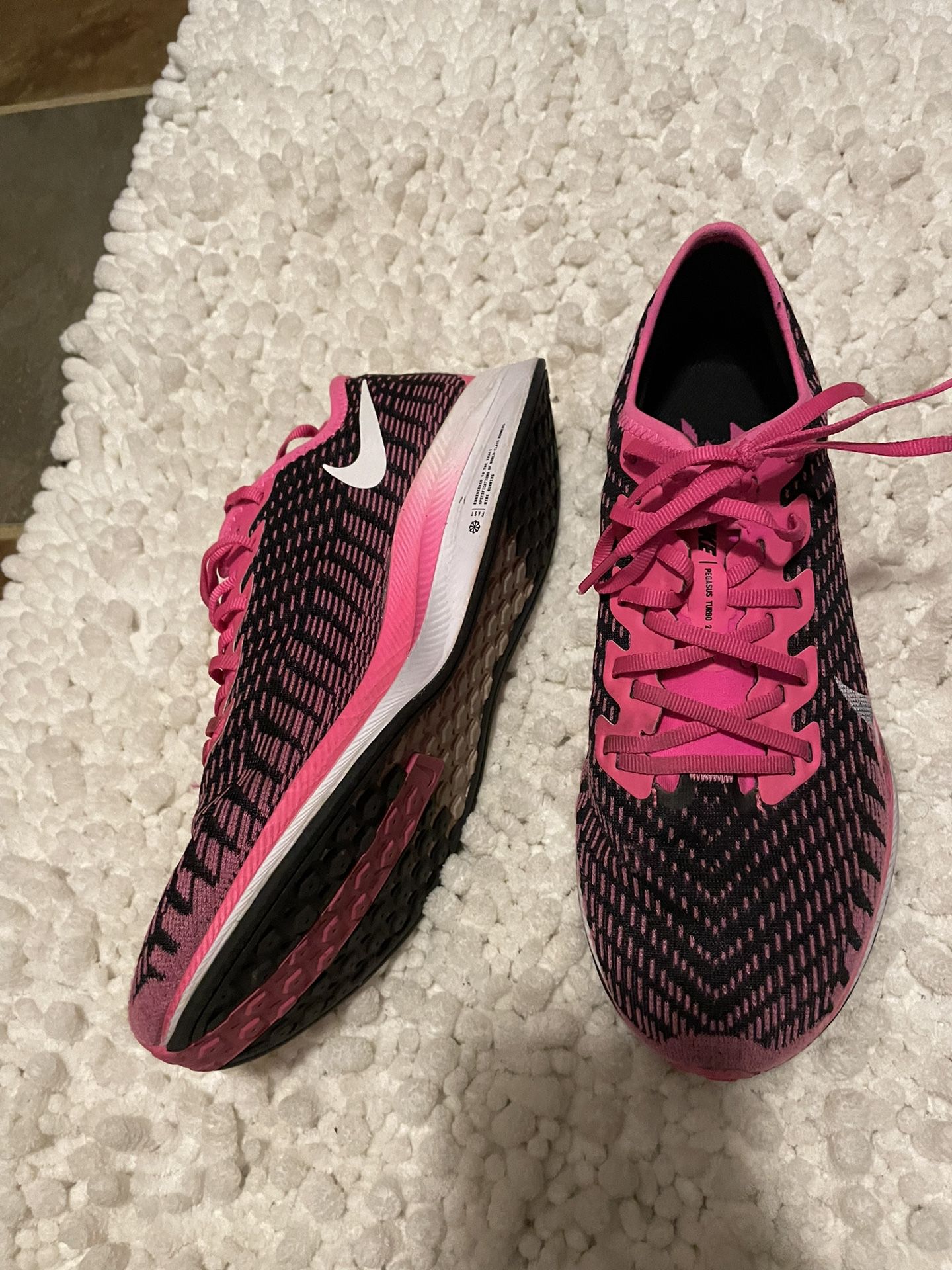Nike Pegasis Women’s Running Shoes 