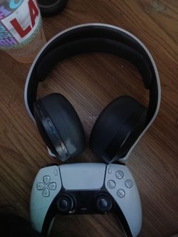 PlayStation remote & headset