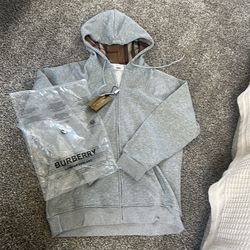 Burberry zip up