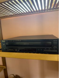 Multiplayer CD Player