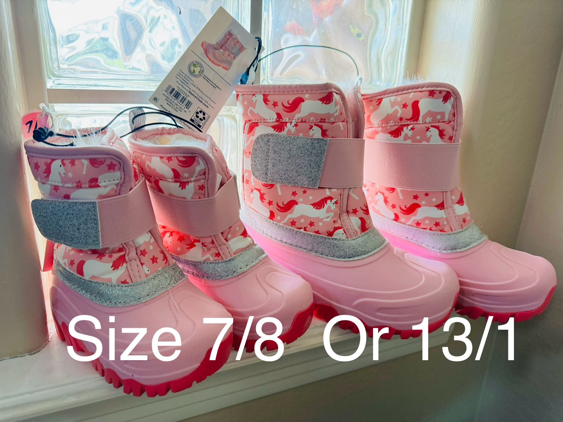 New Snow Boots Pink With Unicorns 