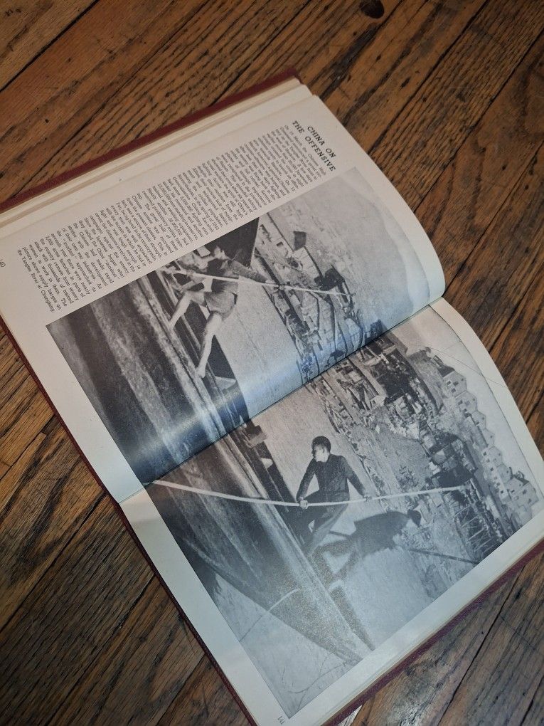 The Fourth Year Of War In Pictures Hard Book