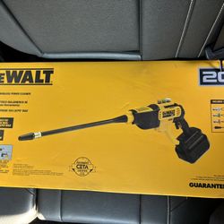 DeWALT Cordless Power cleaner 