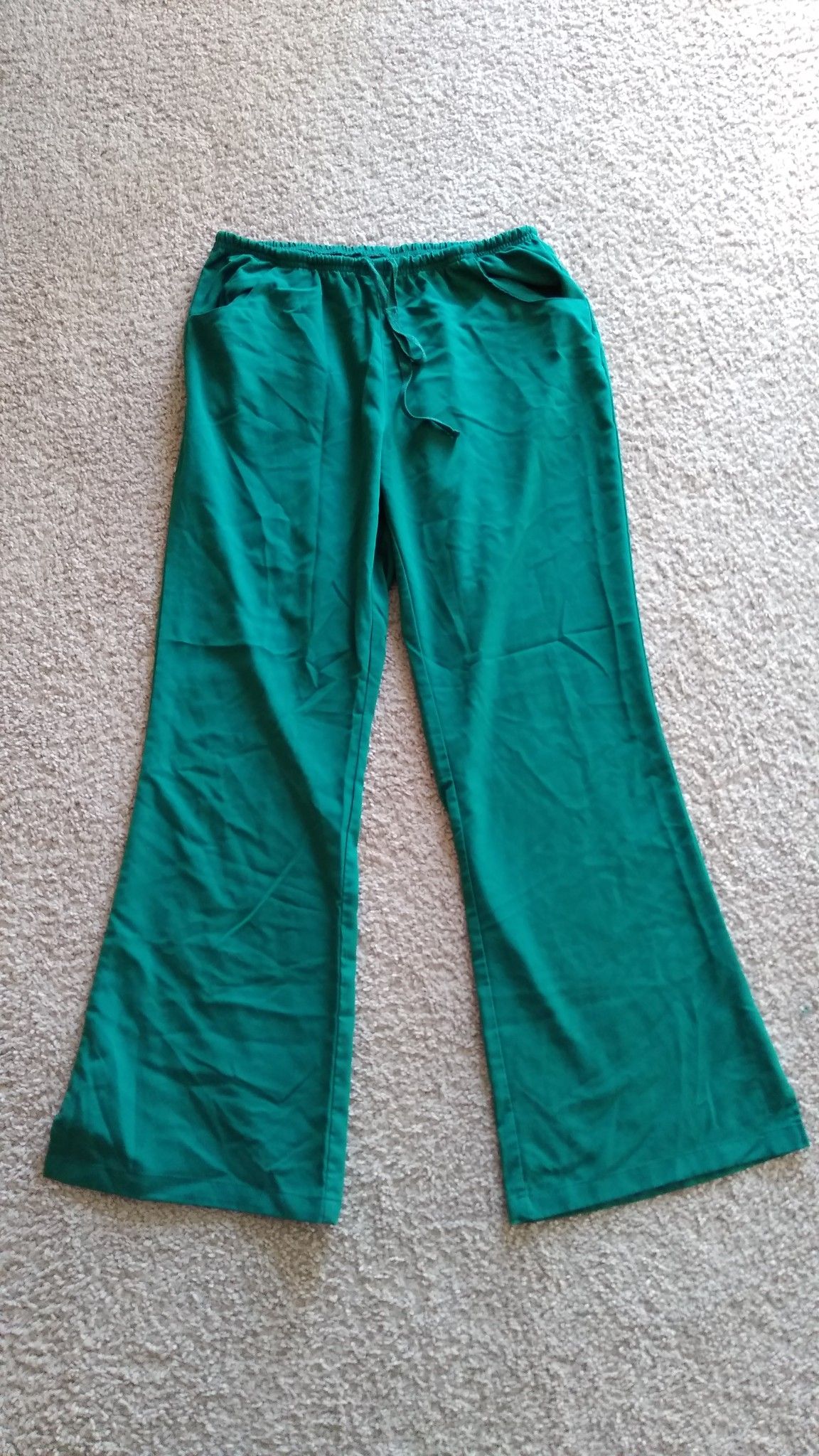 Dickies Scrub Pants , women's size M. ( Excellent condition )
