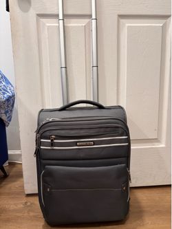 Samsonite Carry On Luggage