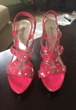 Pink heels size 71/2