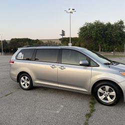2013 Toyota Sienna